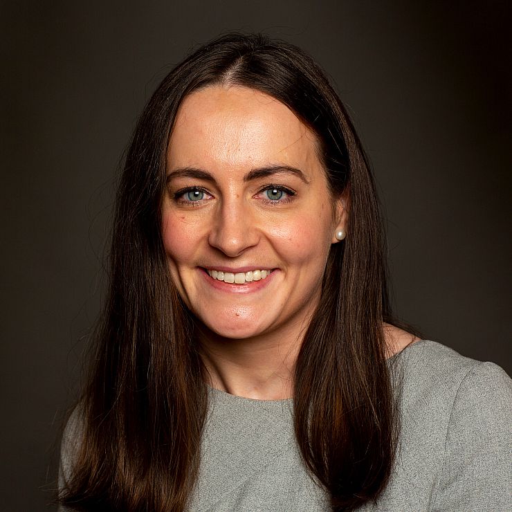 Lisa Leonard